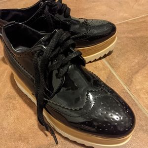 Glister Platform Shoes